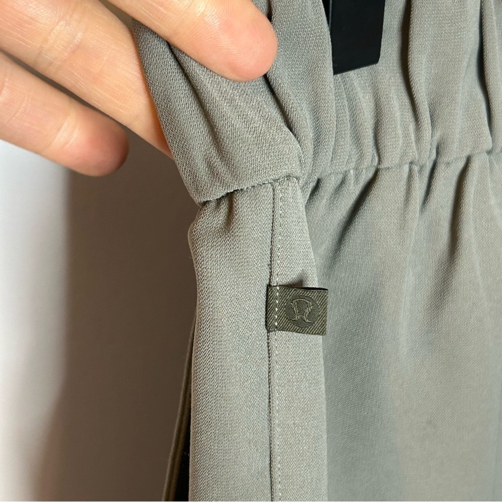 Lululemon Noir Crop Pants Grey Sage Size 6 - Picture 11 of 12